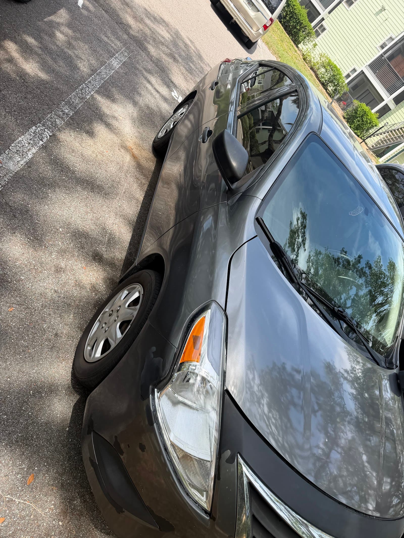 2019 2019 Nissan Versa S